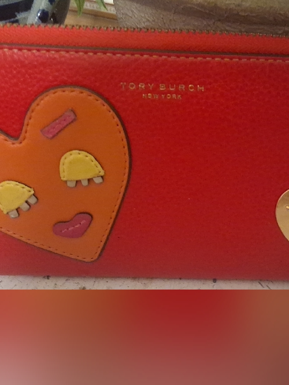 Tory Burch Red Leather Zip Wallet with Orange Heart Appliqué - Picture 4 of 10